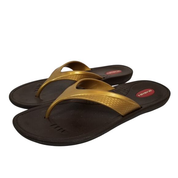 Okabashi Women's Gold Flip Flops Size Large 9.5 - 10.5 - Picture 1 of 8
